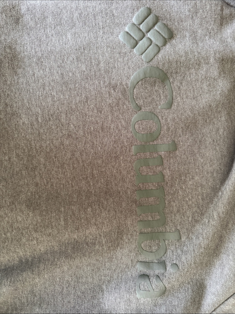Columbia Sweatshirt